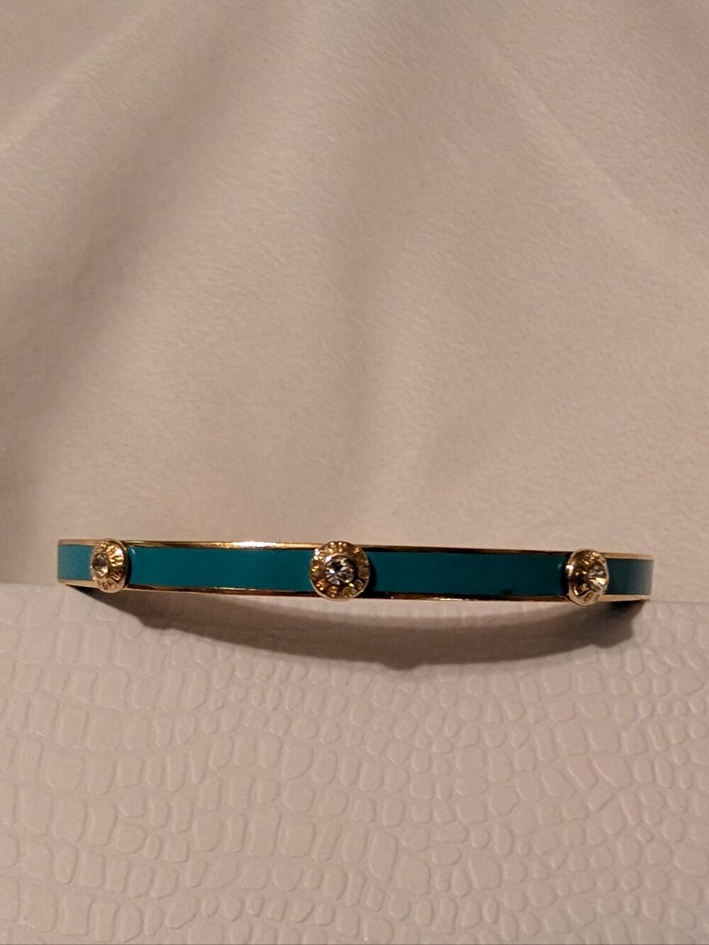 Henri Bendel Bracelet Enamel Crystal Accent Hinged Bangle Turquoise EUC